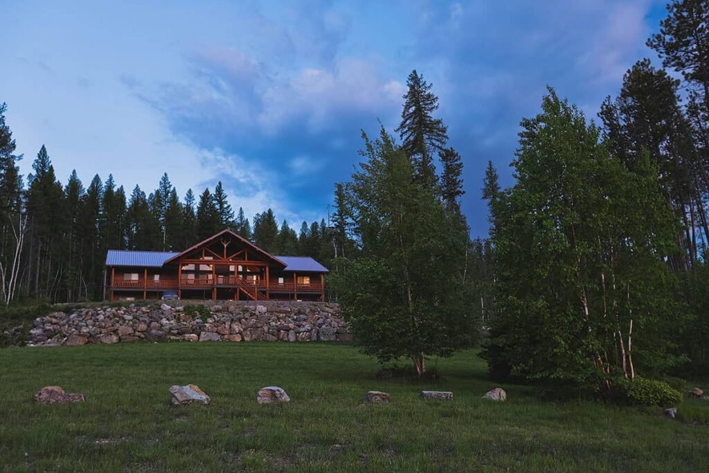 Where to Stay Near Glacier National Park » Local Adventurer » Travel Adventures in Las Vegas + World Wide