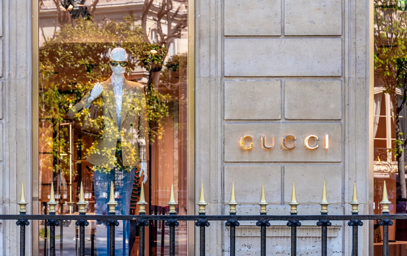 Paris Fashion Inspiration for Your Next Stay