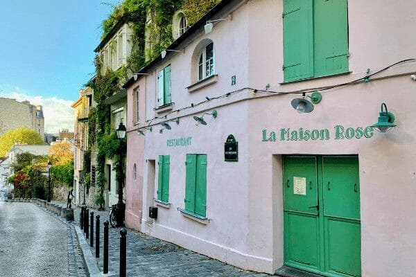 38 Best Things to do in Montmartre (By a Local Who Lives in Paris)