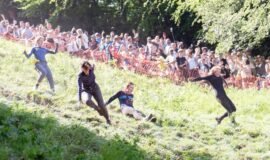 How to Attend the Cooper's Hill Cheese Rolling : Insider Tips!